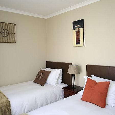 African Eagle Apartments Witfield Εξωτερικό φωτογραφία