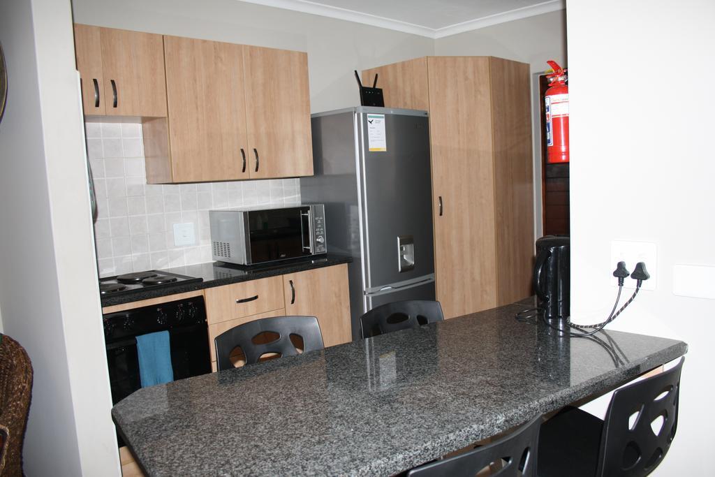 African Eagle Apartments Witfield Εξωτερικό φωτογραφία