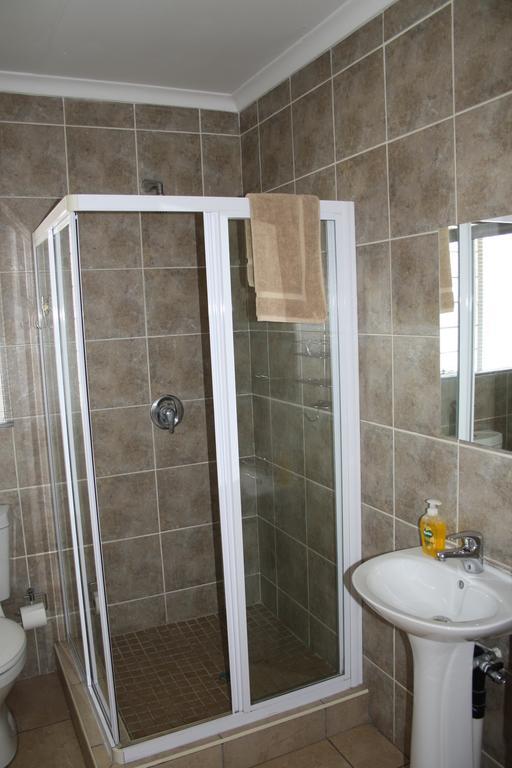 African Eagle Apartments Witfield Εξωτερικό φωτογραφία