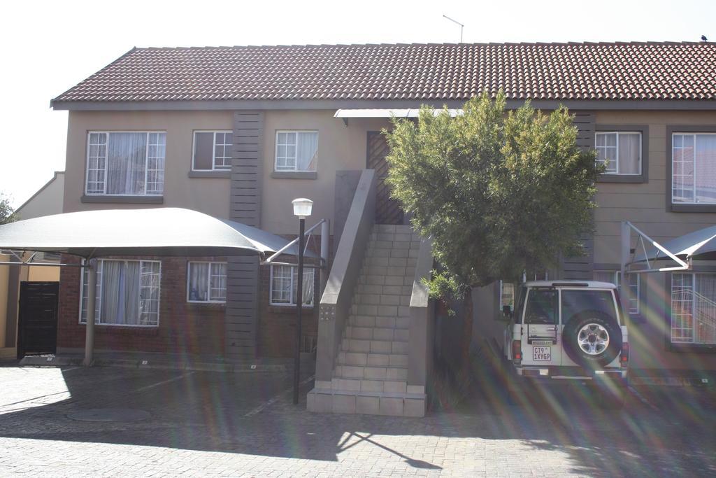 African Eagle Apartments Witfield Εξωτερικό φωτογραφία